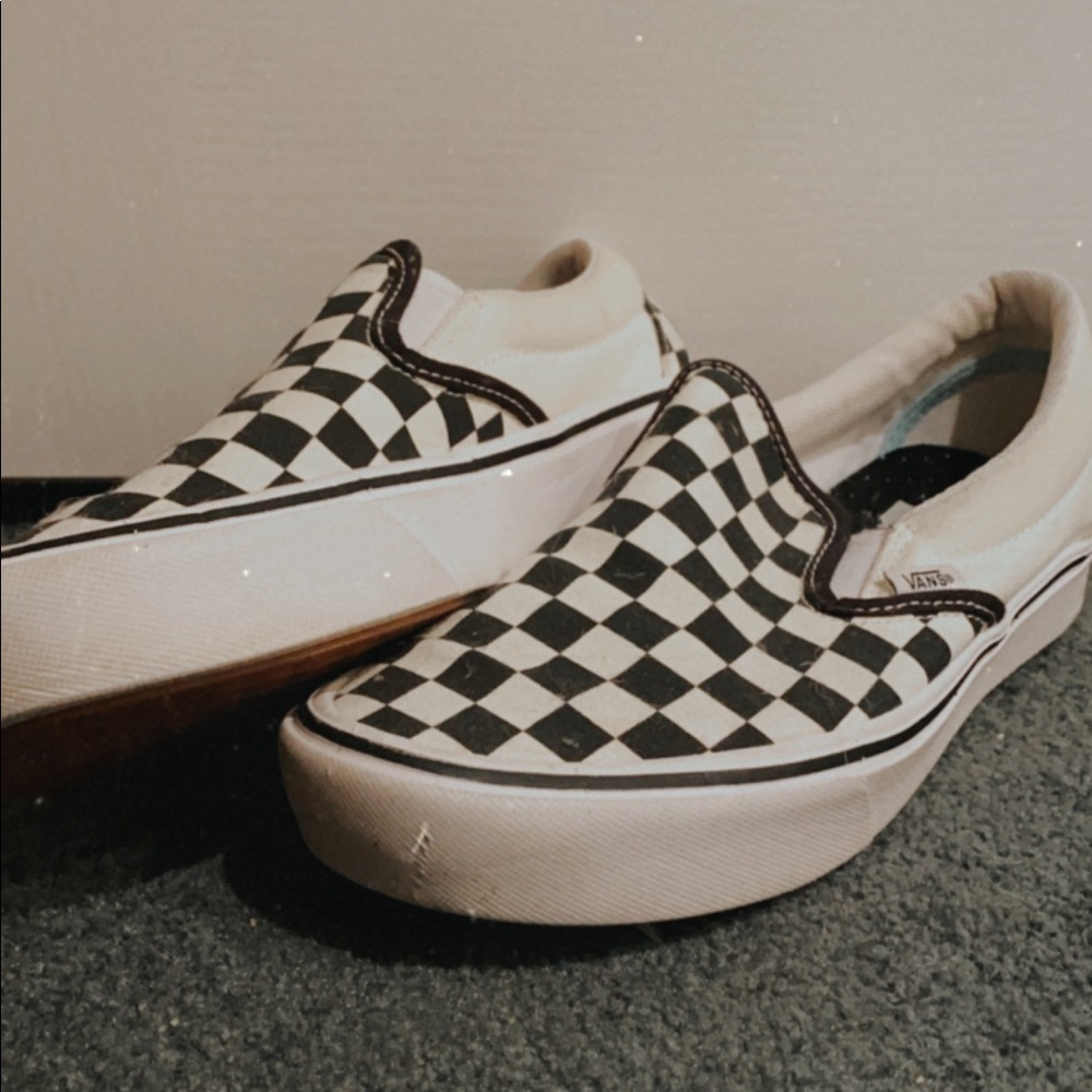 checkered vans